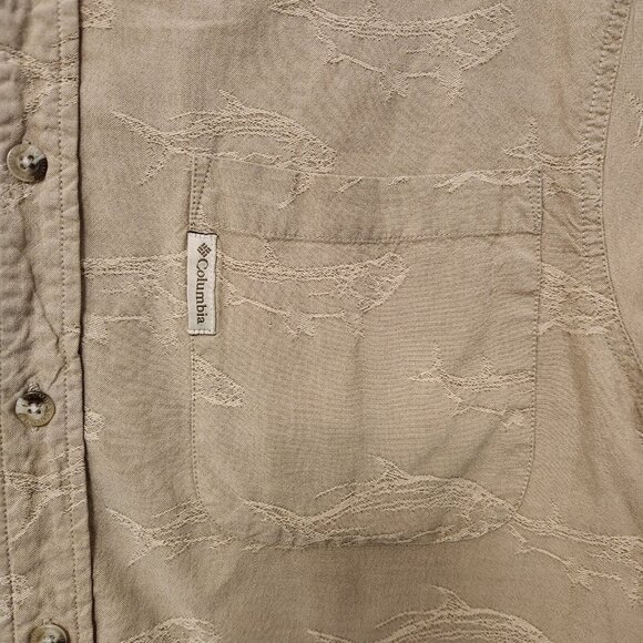 Columbia Button Up Shirt Embroidered Fish Print Short Sleeve Outdoor Mens XL - Picture 7 of 14